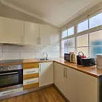 Sunny House 公寓