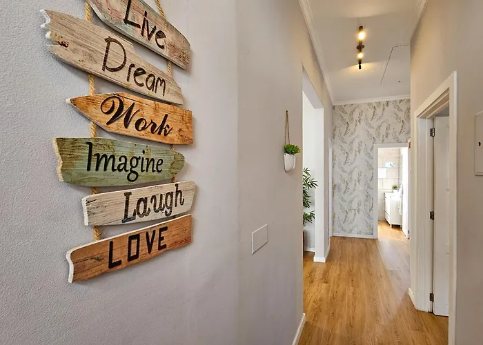 Sunny House * Funchal (Madeira)