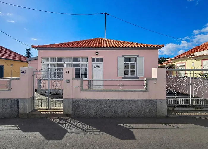 Sunny House フンシャル