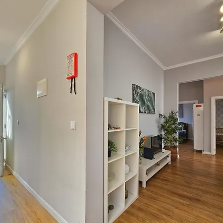 Apartment Sunny House