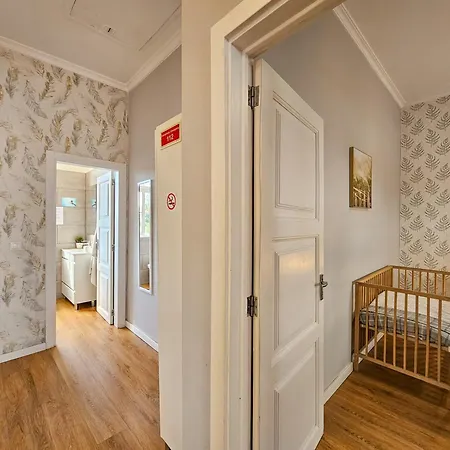 Sunny House Apartment *