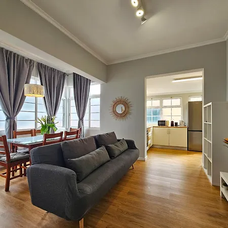 Sunny House فونشال
